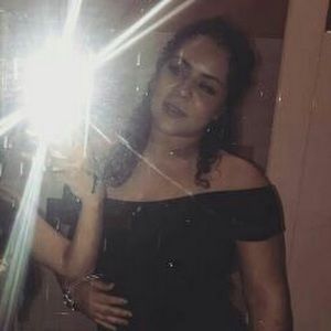 Meet your Posher, Isadora